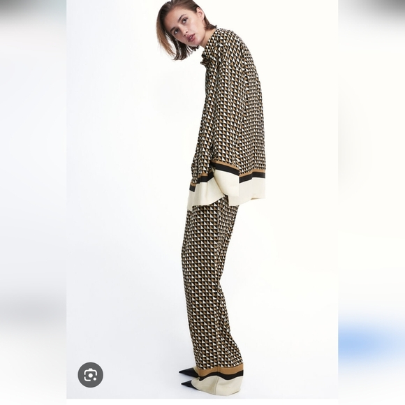 H&M Twill Satin Drawstring Wide Leg Patterened Trouser In Beige/black. Size SM - Picture 4 of 16